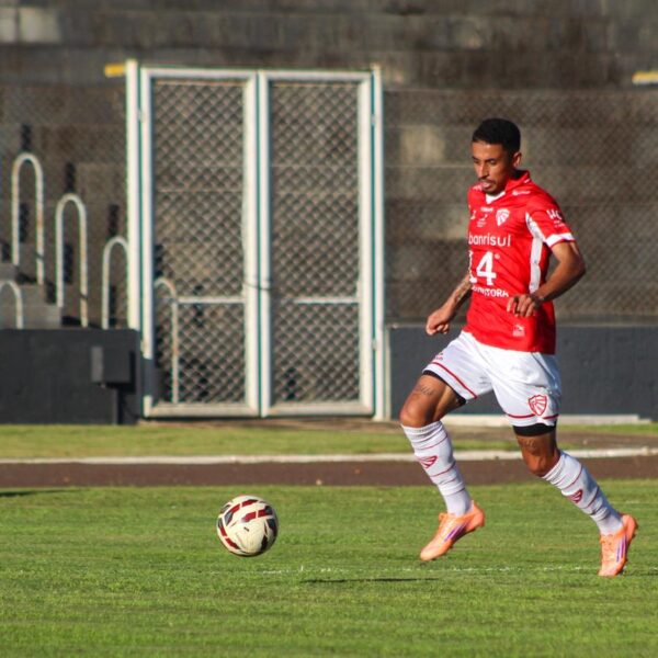 Cascavel e São Luiz ficam no zero em duelo movimentado
